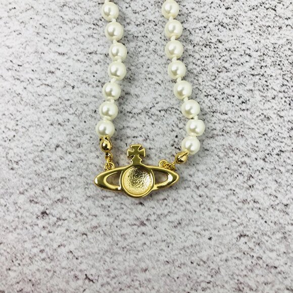 NWT Vivienne westwood gold Orb Pearl Choker Necklace - Picture 8 of 11